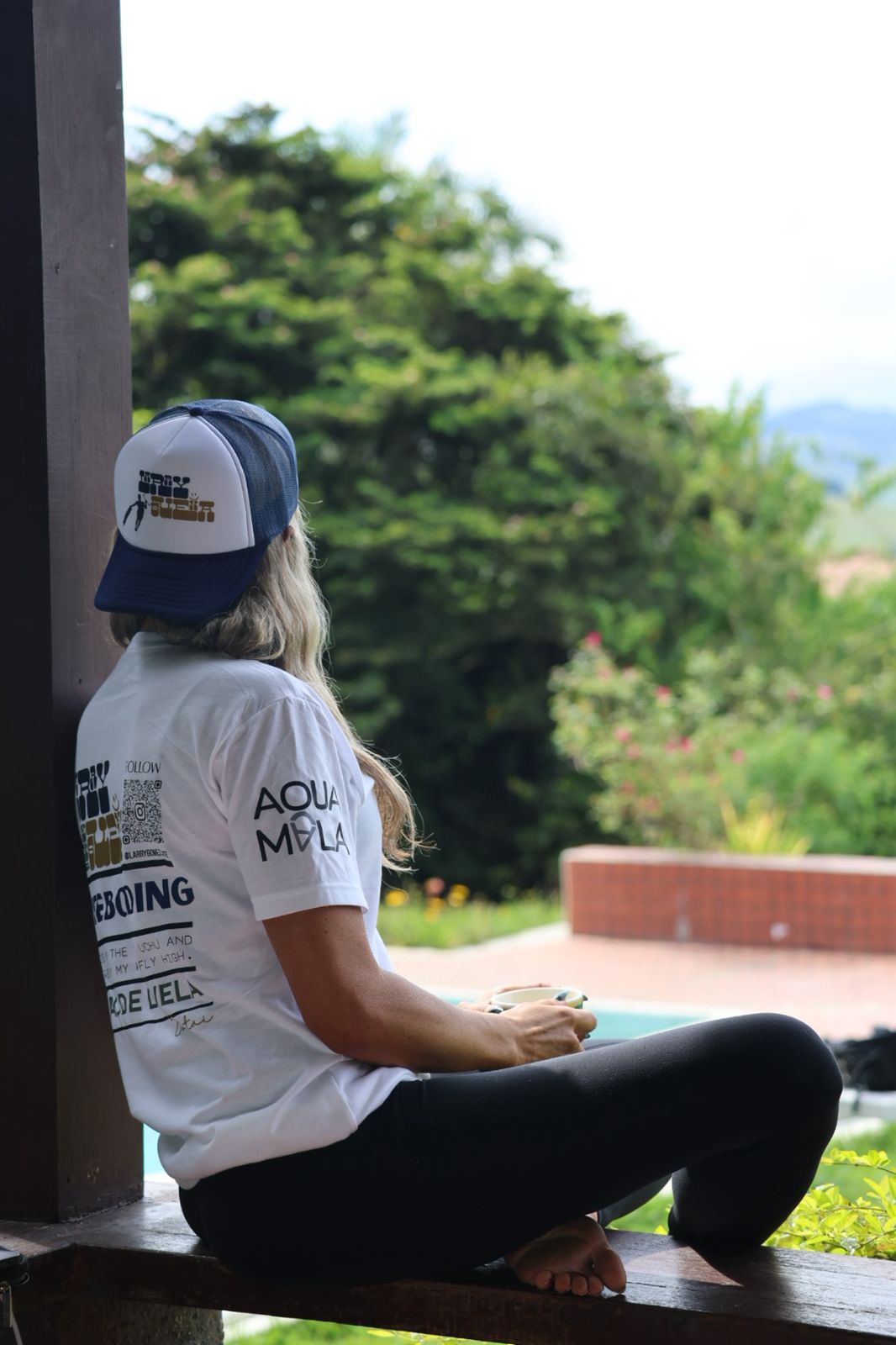 Larry Sueña T-Shirt